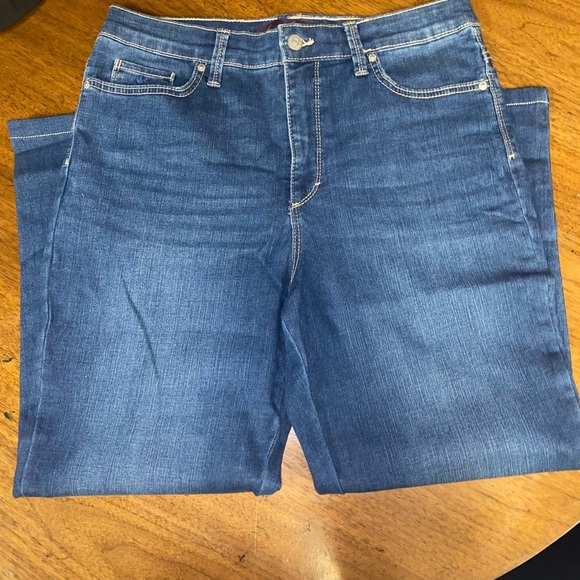 Gloria Vanderbelt slim leg - Picture 4 of 5